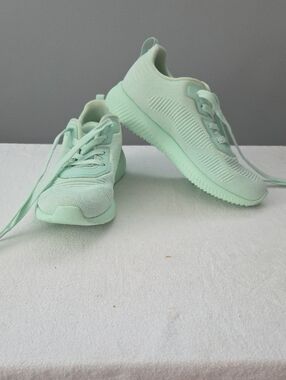 Skechers Bobs Memory Foam Women's Mint Knit Athletic Sneakers Size 7.5